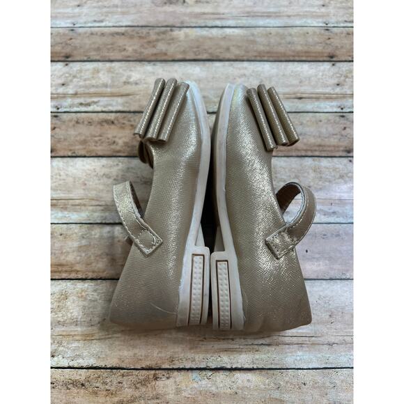 Pipperdoodles Gold Bow Shoes Size 27 (US 8.5) - Picture 7 of 8